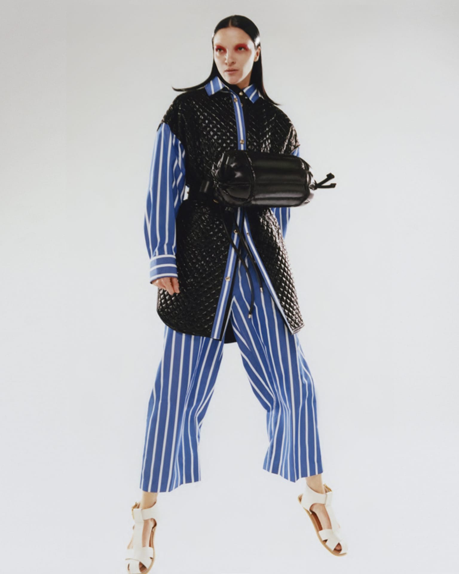 MONCLER 1952W_SS21_Collection Designed by Veronica Leoni, Photographer Lea Colombo_Lumen-Lab-Milan-Production-11-min