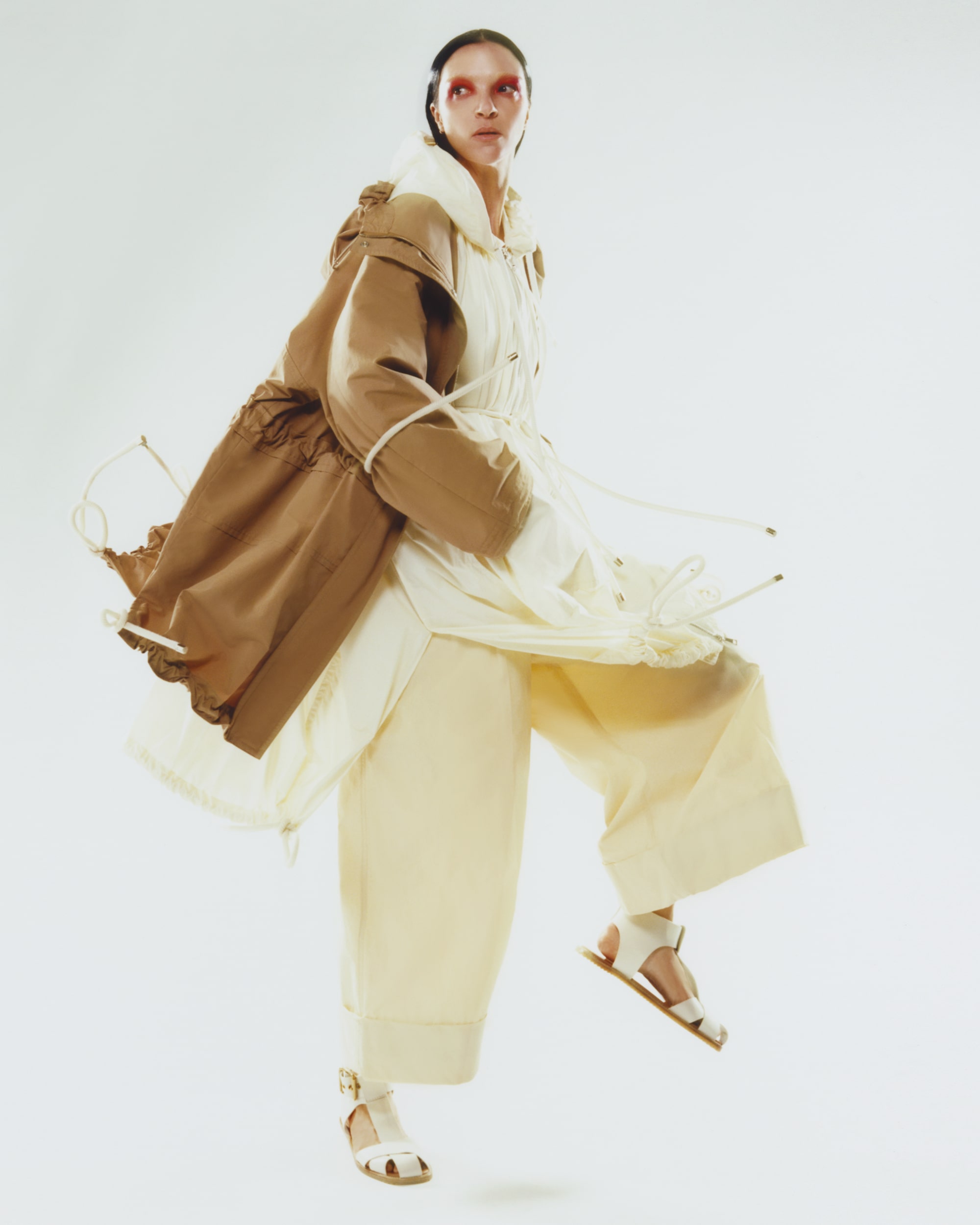 MONCLER 1952W_SS21_Collection Designed by Veronica Leoni, Photographer Lea Colombo_Lumen-Lab-Milan-Production-8-min