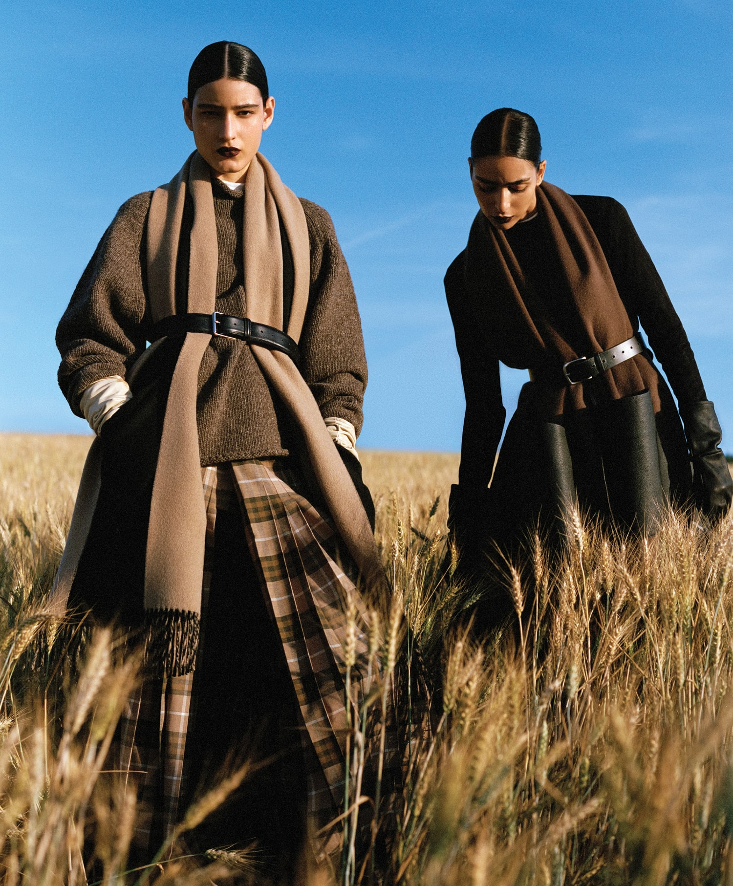 WSJ MAGAZINE, MY FARAWAY ONE Shot by Sean Thomas, Styled by Tonne Goodman_Lumen Lab Milan Production 4-min